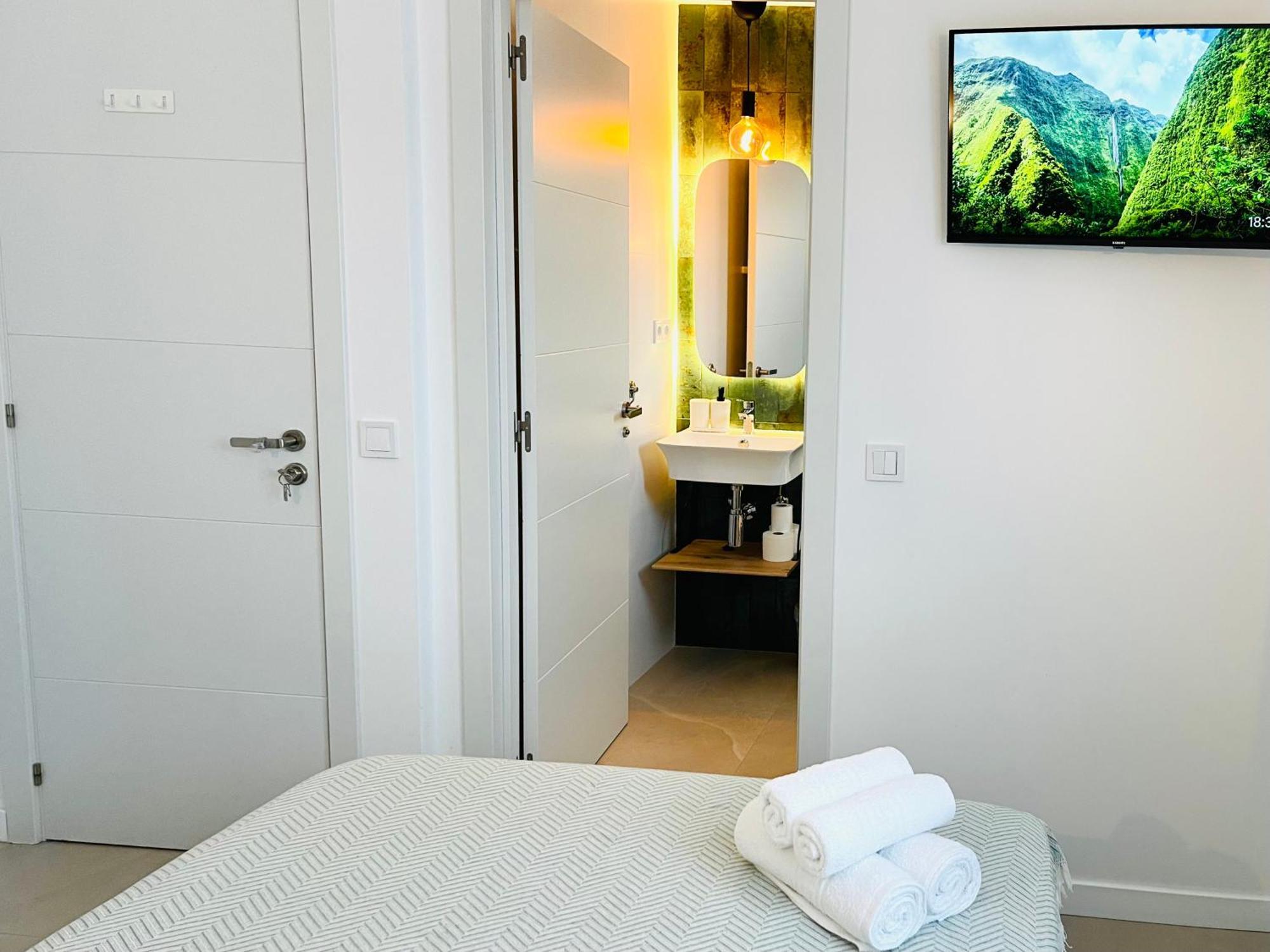 Solaz Malaga, Shared Apartment Екстериор снимка